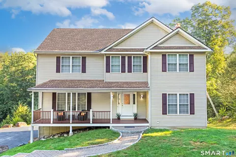 347 Lakeside Rd, Southbury, CT 06488