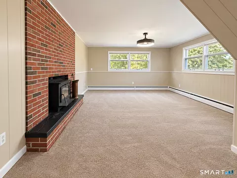 Living - 18 Overlook Rd, Gales Ferry, CT 06335 photo 4 of 5