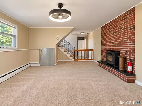 Living - 18 Overlook Rd, Gales Ferry, CT 06335 photo 5 of 5