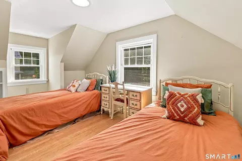 Bedroom - 85 Ford St, Hamden, CT 06517 photo 4 of 5