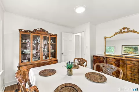 Dining - 85 Ford St, Hamden, CT 06517 photo 2 of 3