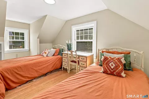 Bedroom - 85 Ford St, Hamden, CT 06517 photo 5 of 6
