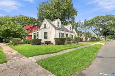 Exterior - 85 Ford St, Hamden, CT 06517 photo 2 of 7