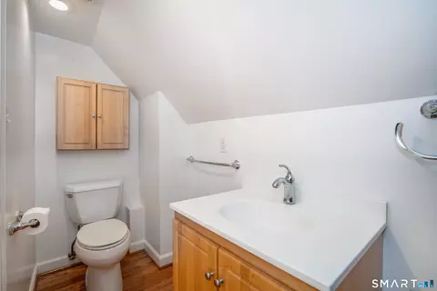 Bath - 28 Byrd Rd, Wethersfield, CT 06109 photo 3 of 3