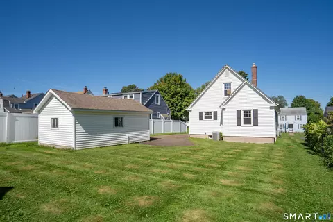 Exterior - 28 Byrd Rd, Wethersfield, CT 06109 photo 8 of 10