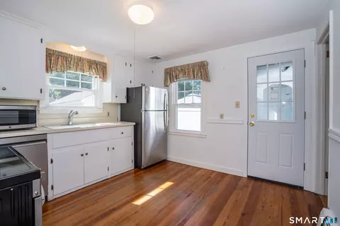 Kitchen - 28 Byrd Rd, Wethersfield, CT 06109 photo 2 of 3