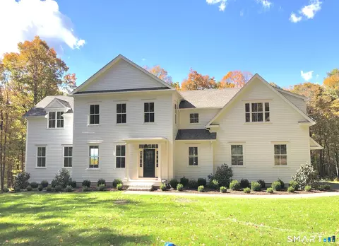 21 Gate Post Ln, Litchfield, CT 06759
