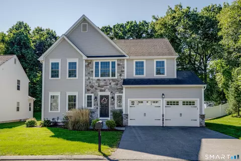 30 Glen Pl, Glastonbury, CT 06033