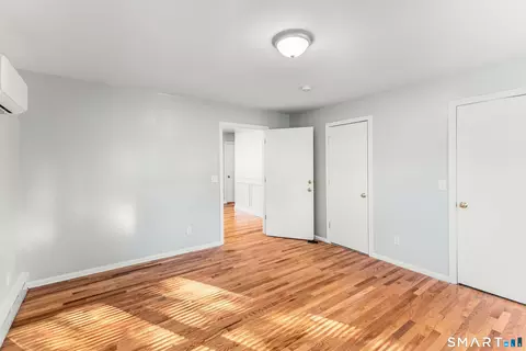 Bedroom - 5 Walnut Ln, Wallingford, CT 06492 photo 3 of 4