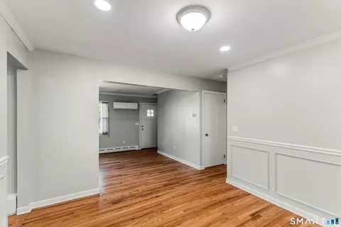 Living - 5 Walnut Ln, Wallingford, CT 06492 photo 5 of 6