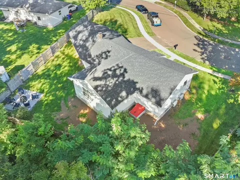 View/Area - 5 Walnut Ln, Wallingford, CT 06492 photo 4 of 4