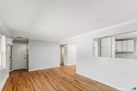 Living - 5 Walnut Ln, Wallingford, CT 06492 photo 3 of 6