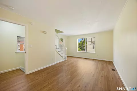 11 Mcclintock St #1, New Britain, CT 06053