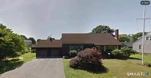559 Oak Bluff Ave, Stratford, CT 06615