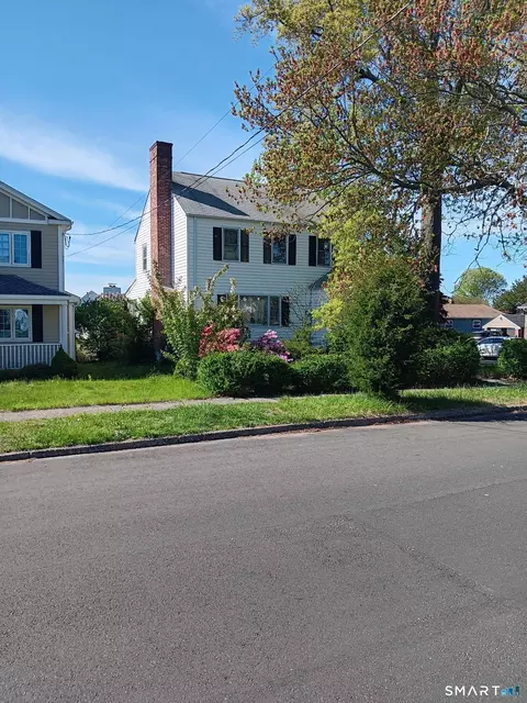 866 Merritt St, Bridgeport, CT 06606