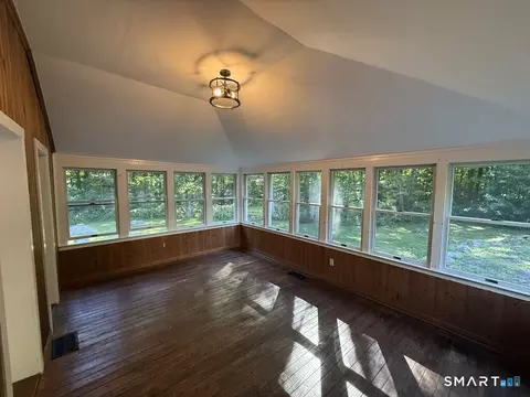 Exterior - 205 Mountain Rd, Wilton, CT 06897 photo 2 of 3