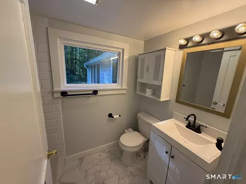 Bath - 205 Mountain Rd, Wilton, CT 06897 photo 3 of 3