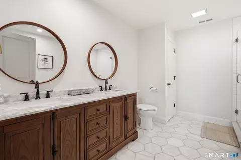 Bath - 6 Matthew Dr, Suffield, CT 06078 photo 2 of 4