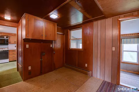 Entry Way - 114 Green Hollow Rd, Killingly, CT 06239 photo 1 of 2