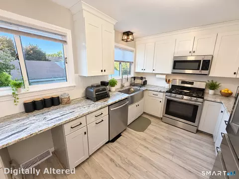 Kitchen - 91 Riverview Rd #5D, East Lyme, CT 06333 photo 1 of 4