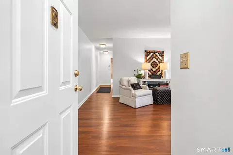 154 Cold Spring Rd #3, Stamford, CT 06905