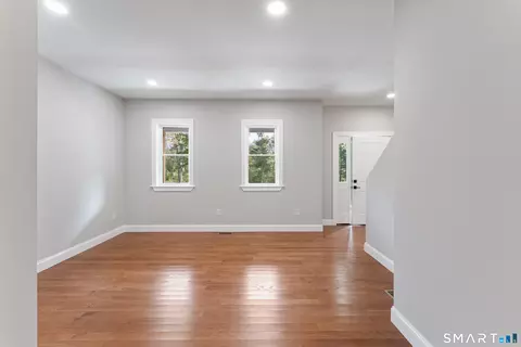 Living - 769 Brook Rd, Hampton, CT 06247 photo 5 of 5