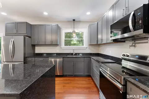 Kitchen - 769 Brook Rd, Hampton, CT 06247 photo 1 of 4