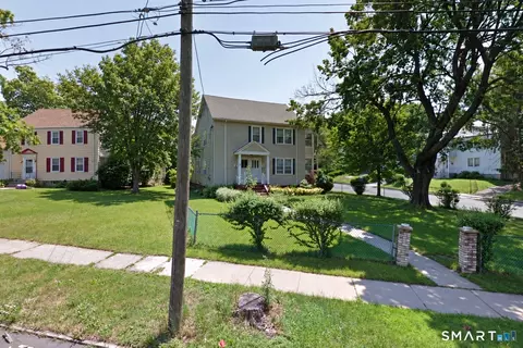 118 Cornwall St, Hartford, CT 06112