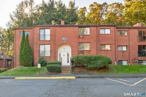 500 Darling St #10A, Southington, CT 06489