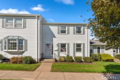 16 Esquire Dr #E, Manchester, CT 06042