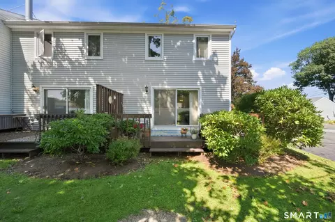 Exterior - 59 Mallard Cv #59, East Hampton, CT 06424 photo 4 of 8