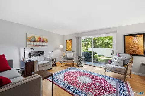 Living - 59 Mallard Cv #59, East Hampton, CT 06424 photo 1 of 3