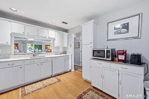 Kitchen - 59 Mallard Cv #59, East Hampton, CT 06424 photo 3 of 3