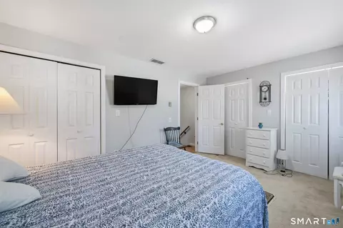 Bedroom - 59 Mallard Cv #59, East Hampton, CT 06424 photo 2 of 6
