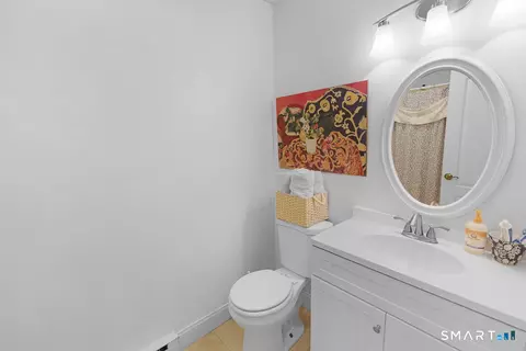 Bath - 97 W Main St #47, Niantic, CT 06357 photo 3 of 3