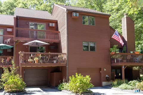 Exterior - 97 W Main St #47, Niantic, CT 06357 photo 2 of 4