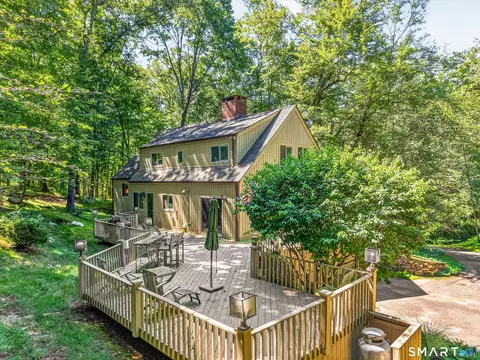 Exterior - 131 Peaceable St, Redding, CT 06896 photo 8 of 8