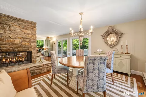 Dining - 131 Peaceable St, Redding, CT 06896 photo 2 of 3