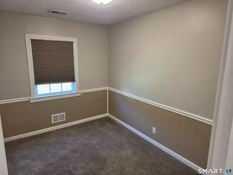 Bedroom - 55 Circle Dr, Wallingford, CT 06492 photo 2 of 3