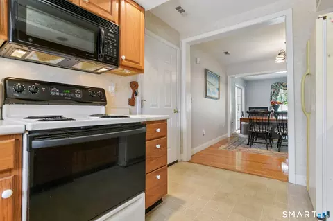 Kitchen - 2 Silverbrook Ln #2, Clinton, CT 06413 photo 1 of 3