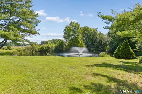 Exterior - 2 Silverbrook Ln #2, Clinton, CT 06413 photo 4 of 7