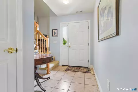 Entry Way - 2 Silverbrook Ln #2, Clinton, CT 06413 photo 2 of 2