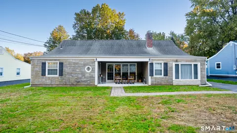 83 Haynes Rd, West Hartford, CT 06117