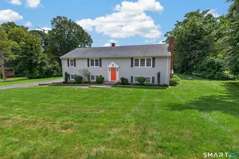 Exterior - 523 Highfield Dr, Orange, CT 06477 photo 3 of 7
