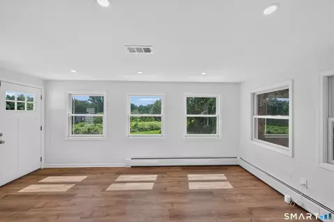 Living - 523 Highfield Dr, Orange, CT 06477 photo 4 of 8