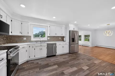 Kitchen - 523 Highfield Dr, Orange, CT 06477 photo 1 of 2