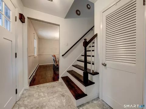 Entry Way - 142 Root Rd, Coventry, CT 06238 photo 2 of 2