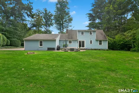 Exterior - 3 Glenbrook Dr, Monroe, CT 06468 photo 8 of 10