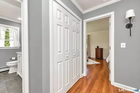 Entry Way - 163 Kellogg Dr, Wilton, CT 06897 photo 4 of 6