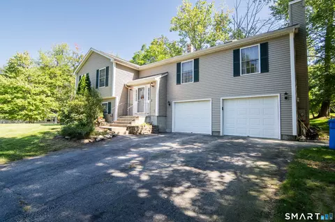 Exterior - 36 Birchwood Dr, Killingly, CT 06239 photo 3 of 5